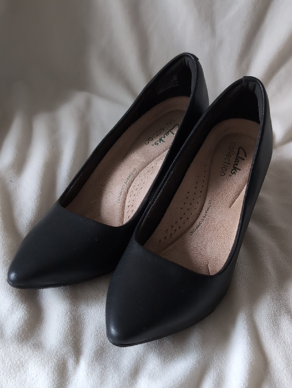 Clarks Black Leather Pumps Heels Shoes